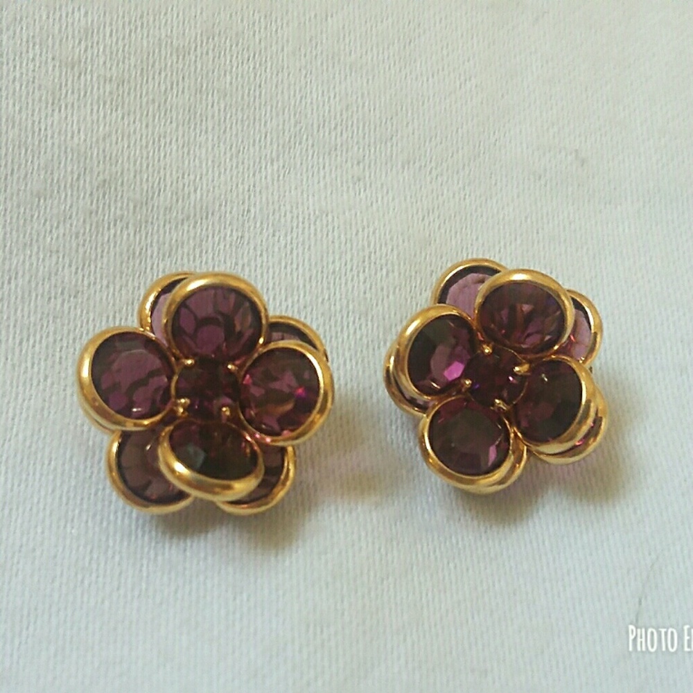 Vintage purple rhinestone flower earrings